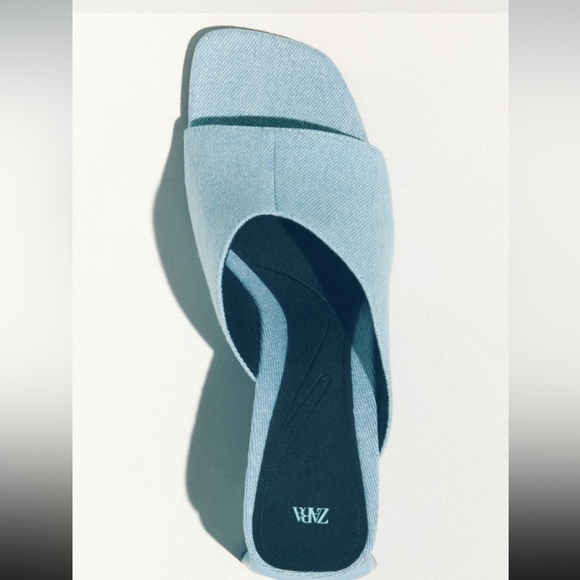 Light denim heeled sandal mules slides - Picture 7 of 7